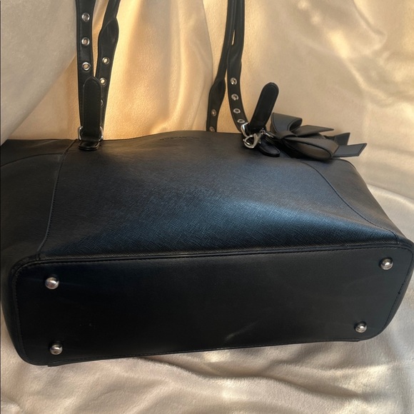 Black Laptop Bag Briefcase with Bow Charm - Picture 4 of 11